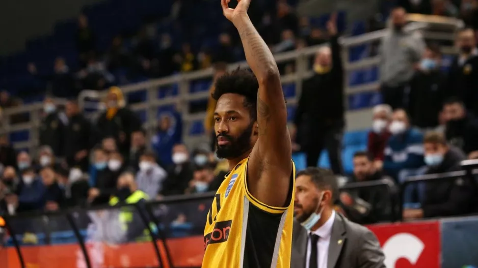 "Μου είπαν ότι έχω μυοκαρδίτιδα λόγω κορωνοϊού"