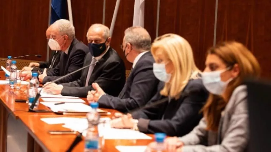 Με πλαστική κάρτα οι Ουκρανοί στην Κύπρο - Οι αποφάσεις