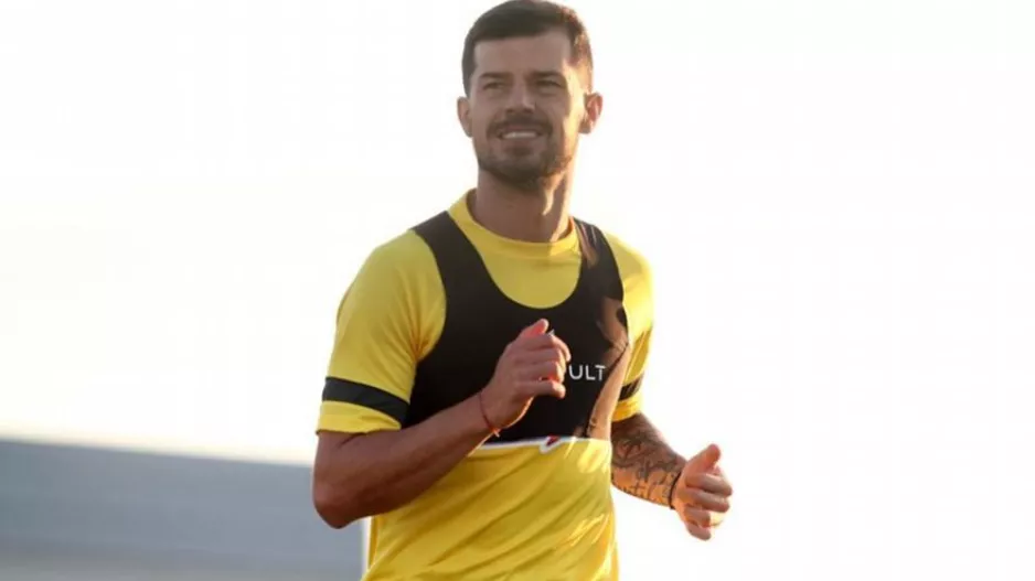 Με μια... ενδεκάδα απουσίες η προπόνηση, επέστρεψαν Γέβτιτς και Σβάρνας