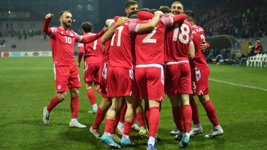 Στο ντεμπούτο Μιλίσεβιτς, νίκησε ο Λόρια 
