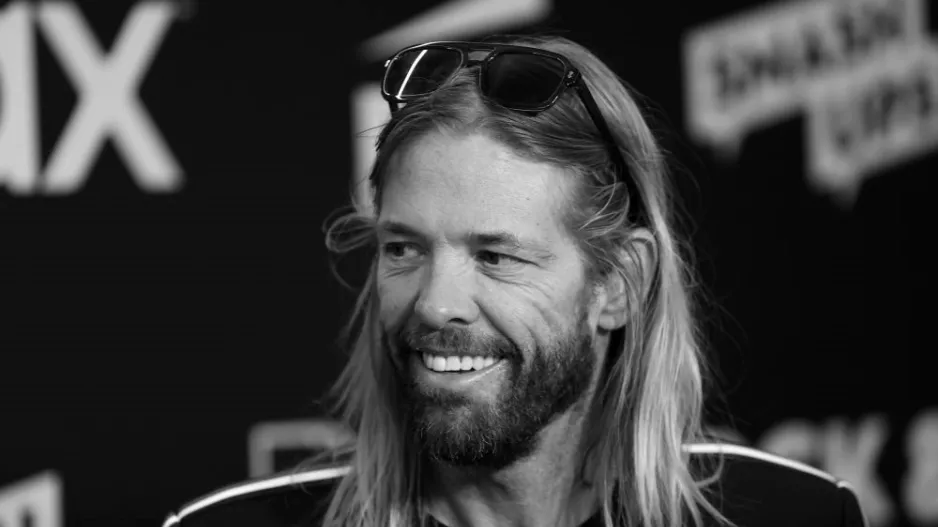 Πέθανε ο ντράμερ των Foo Fighters...