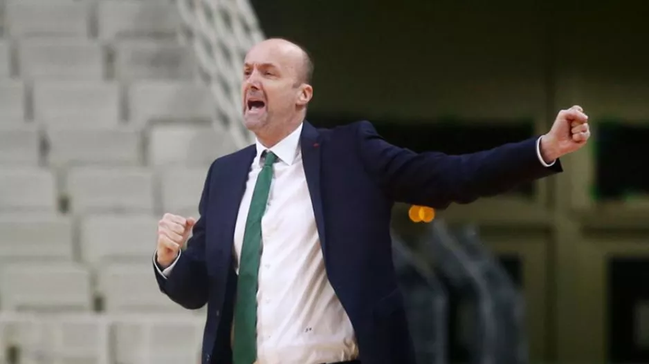 Ζντοβτς: "Ελπίζω να μην… κοιμηθεί καλά πριν από το παιχνίδι ο Σλούκας"