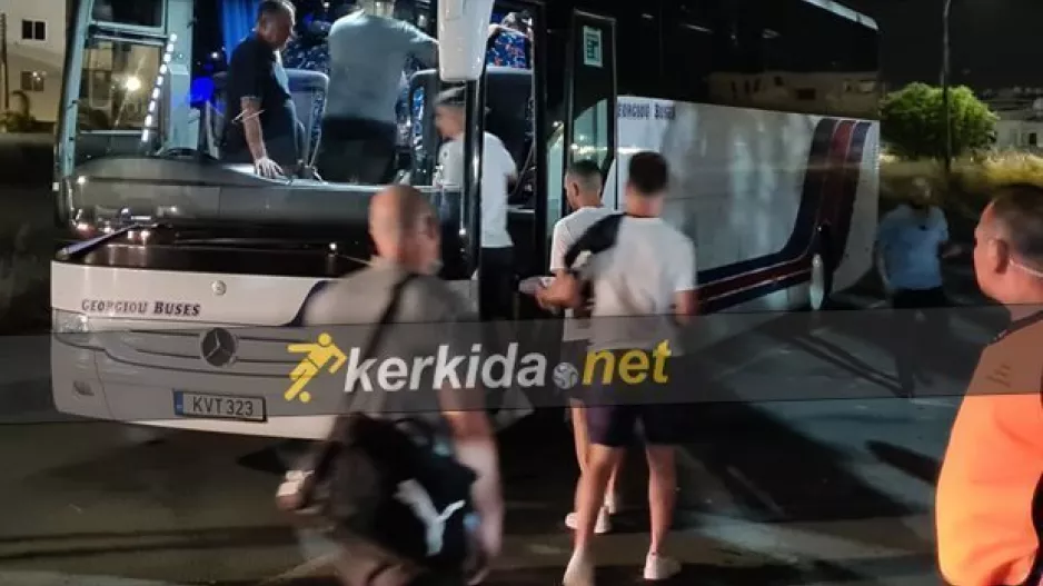 Αναχώρηση με "συνοδεία" της Αστυνομίας (βίντεο/φώτος)