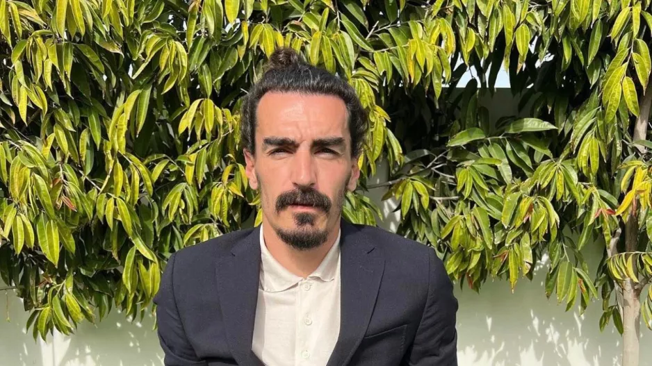 Λάζαρος: "Την διαφορά την κάνει το άγγιγμα... πέφτοντας"