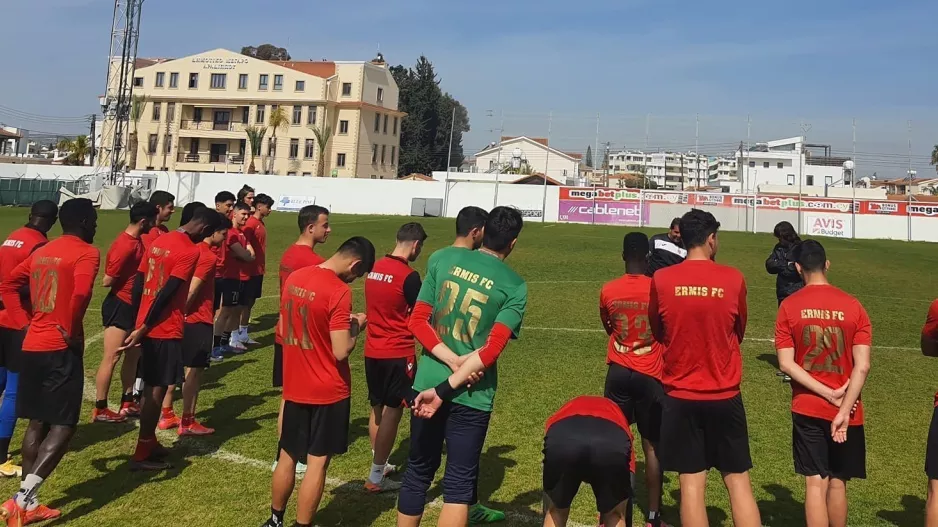 ΕΡΜΗΣ: Σημάδια δηλητηρίασης σε 13 παίκτες! 