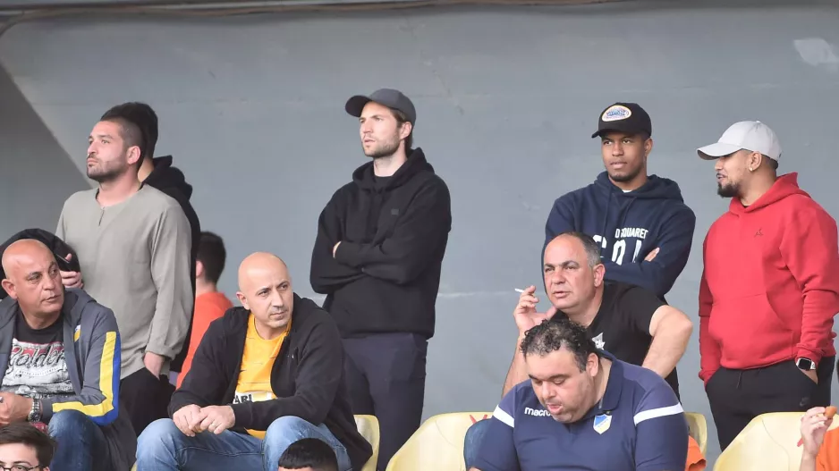Λουντέμο, Νατέλ και "Μπούμπα" στην Ανατολική