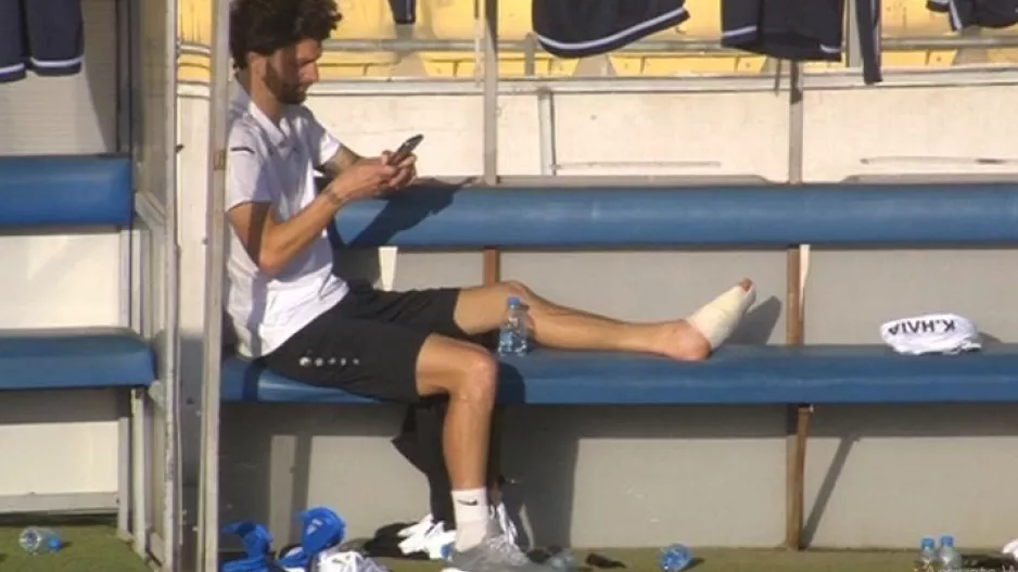 ΝΕΟΤΕΡΟ/Στον πάγκο ο Χολ