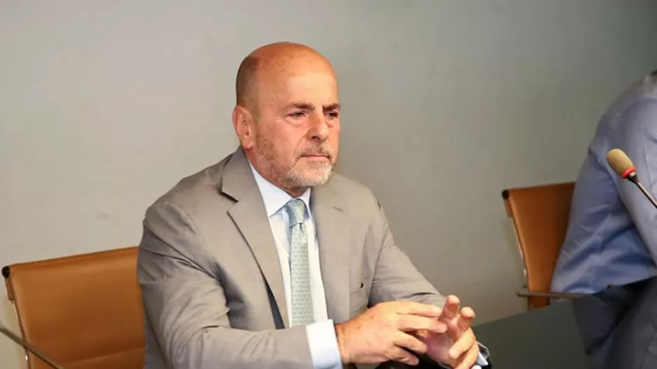 Στη Λεωφόρο ο Γιάννης Αλαφούζος