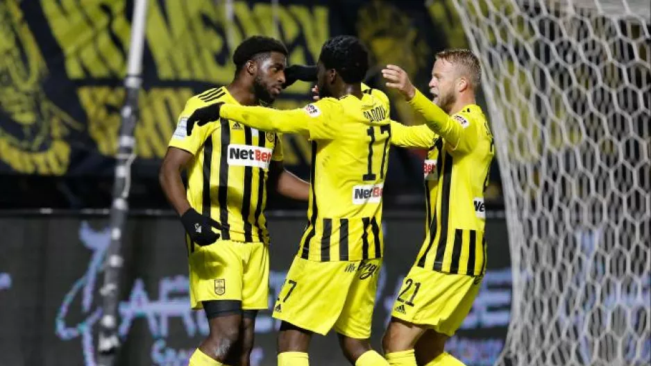 Για την πρώτη νίκη στα play off