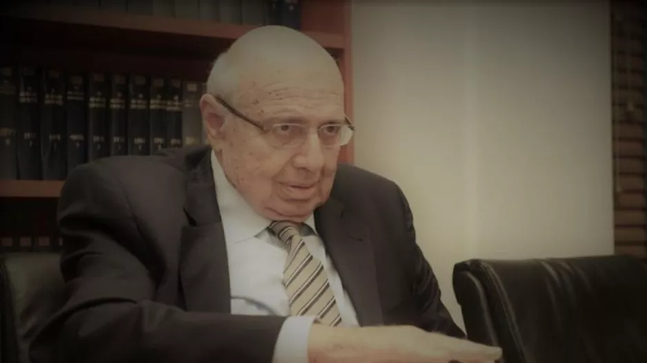 "Μας λείπουν πάρα πολλά..."