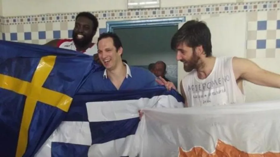 “Περήφανος για σένα – Πάλι πρωταθλητής”
