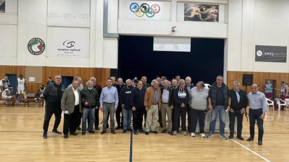 ΡΙΓΗ συγκίνησης στο ΚΑΙΜΑΚΛΙ – Τιμήθηκε ο Τάκης Λύρας 