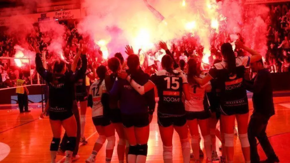 Έγινε χαμός! 