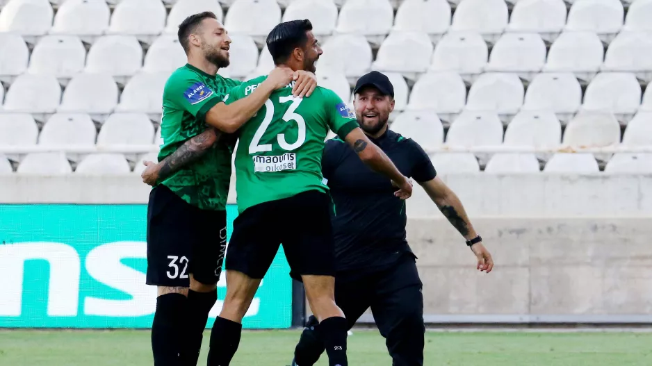 4o o Πεχλιβάνης