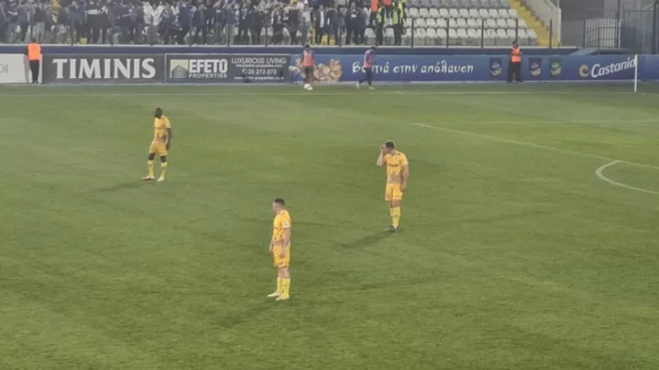Αντίδραση Σωφρόνη/ Τρεις αλλαγές και νέο... δίδυμο στα στόπερ 