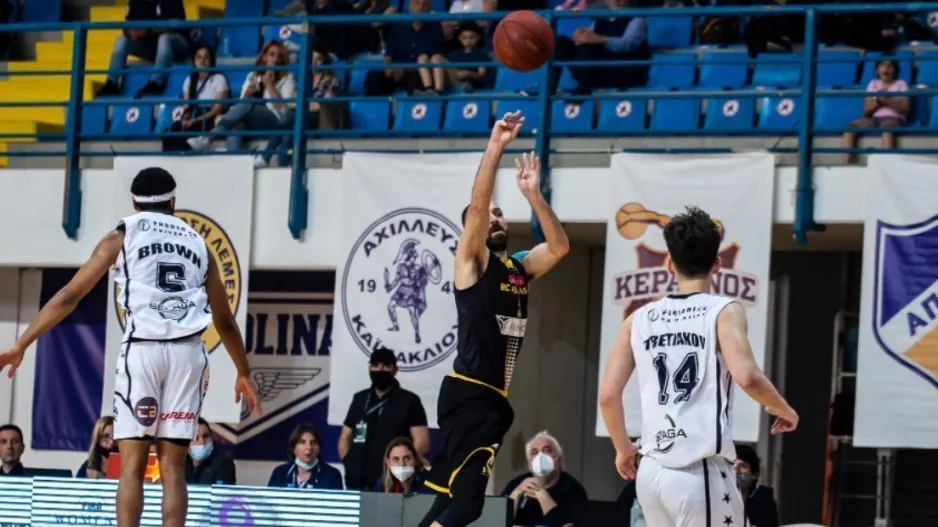 Στον τελικό η ΑΕΛ! 