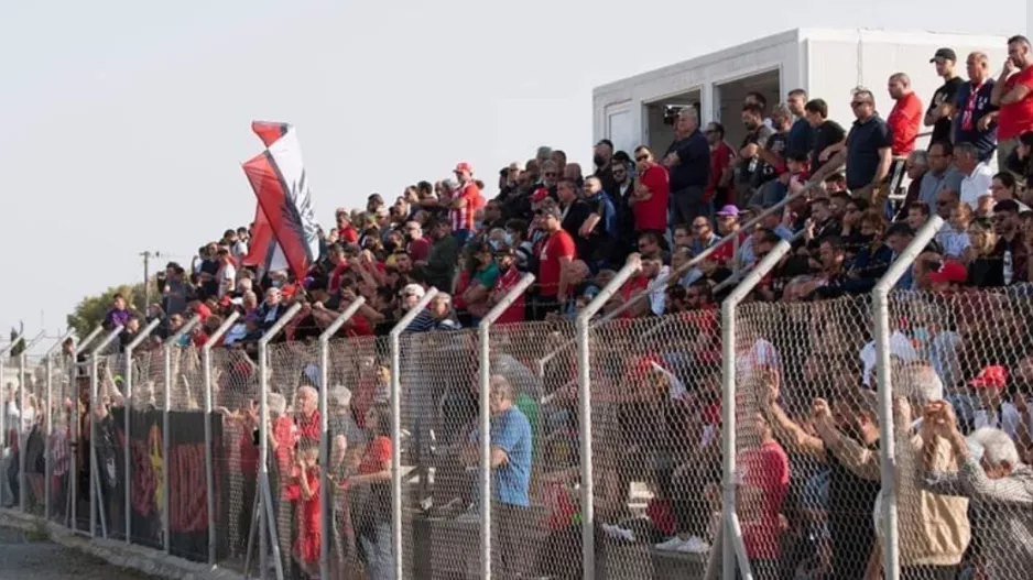 Μήνυμα... Red Rebels