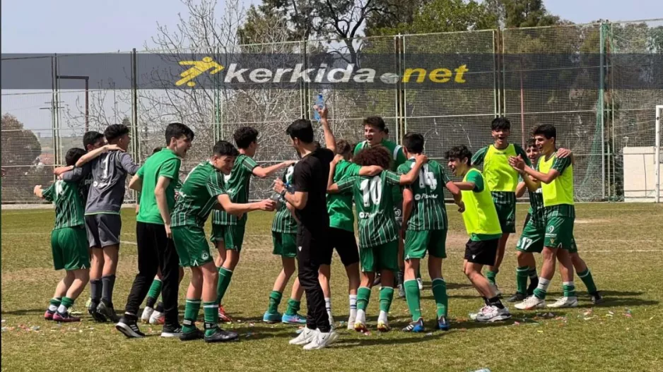 Κ15/ Πρωταθλήτρια... με πεντάρα η Ομόνοια! (Φώτος/Βίντεο)
