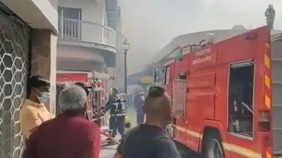 Φωτιά σε εστιατόριο στο κέντρο της Λευκωσίας (βίντεο)