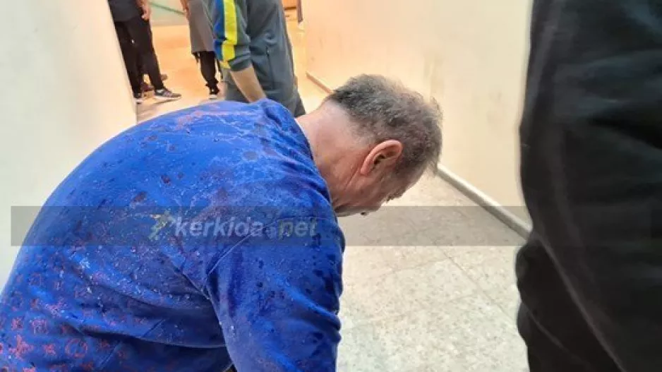 Οι παίκτες... μπουγέλωσαν τον Πρόδρομο! (φώτος kerkida)