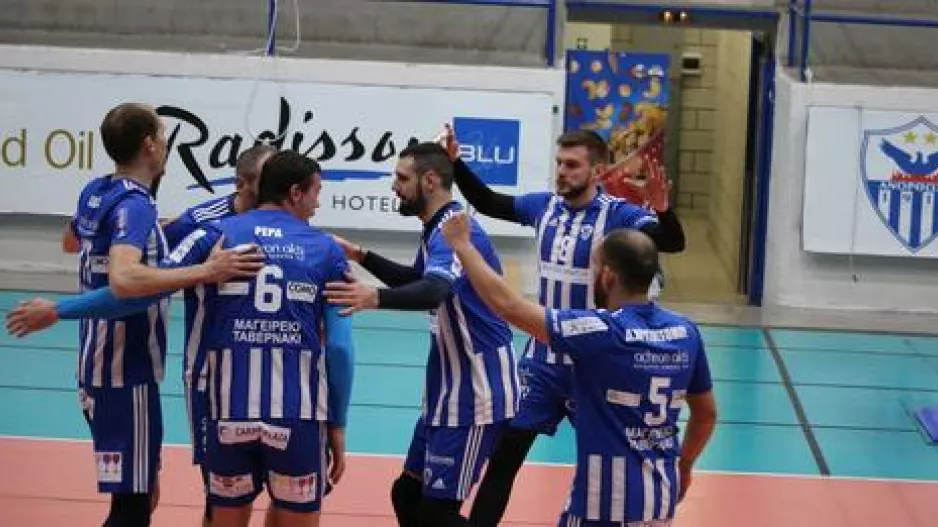 Όλα ανοικτά στον πρόωρο "Τελικό"
