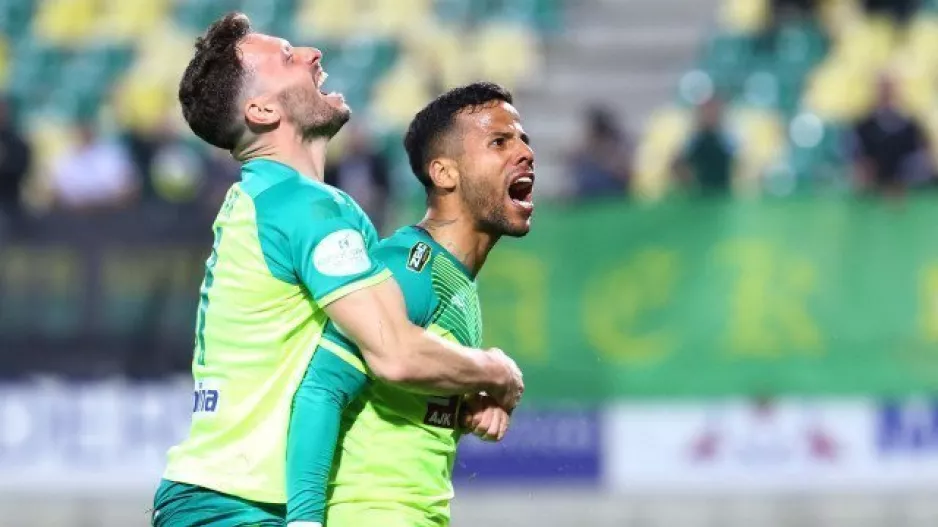 Gus Ledes (τελευταίος)