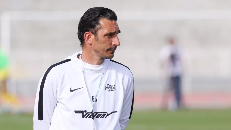 Επίσημο το "διαζύγιο"