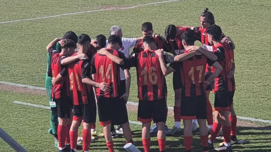 (Κύπρος) Ξεκίνησε τον αγώνα με εφτά παίκτες, στο 7' έμεινε με έξι και... διακοπή!