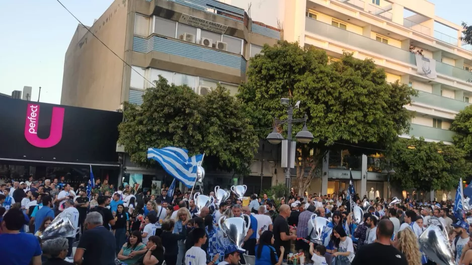 (Πανηγυρισμοί Απόλλων) Στο νοσοκομείο 26χρονος μετά από πετροβολισμό