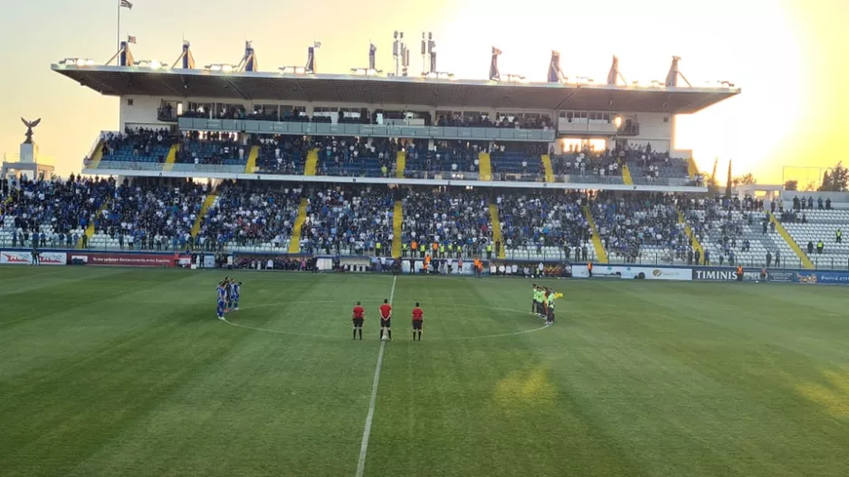 Μονόλεπτη σιγή εις μνήμην του Παύλου Παυλάκη
