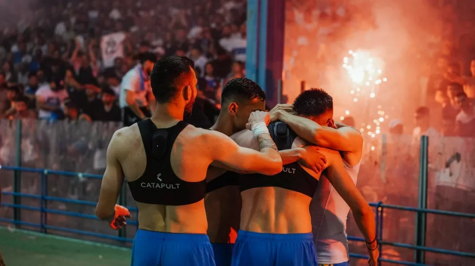 Μεταμεσονύχτια… ποστς (φώτος)