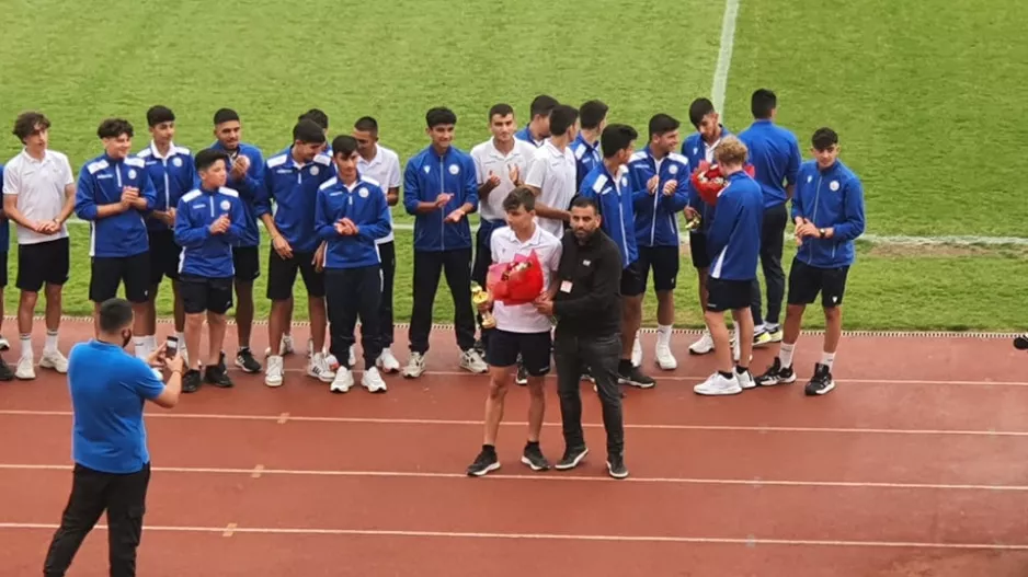 ΕΝΠ/Τίμησε τους παίκτες των Κ15/Κ16 (φώτος)
