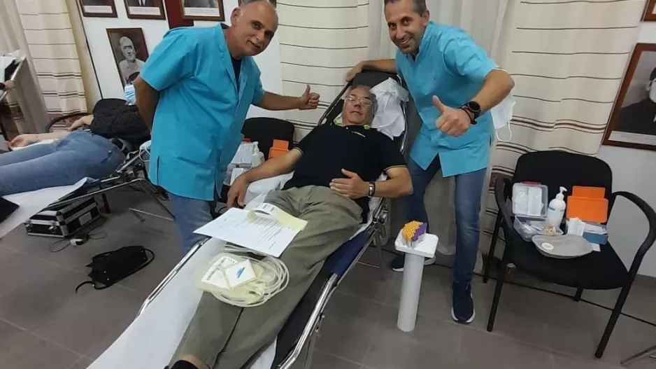 Δίπλα στον συνάνθρωπο... (φώτος)