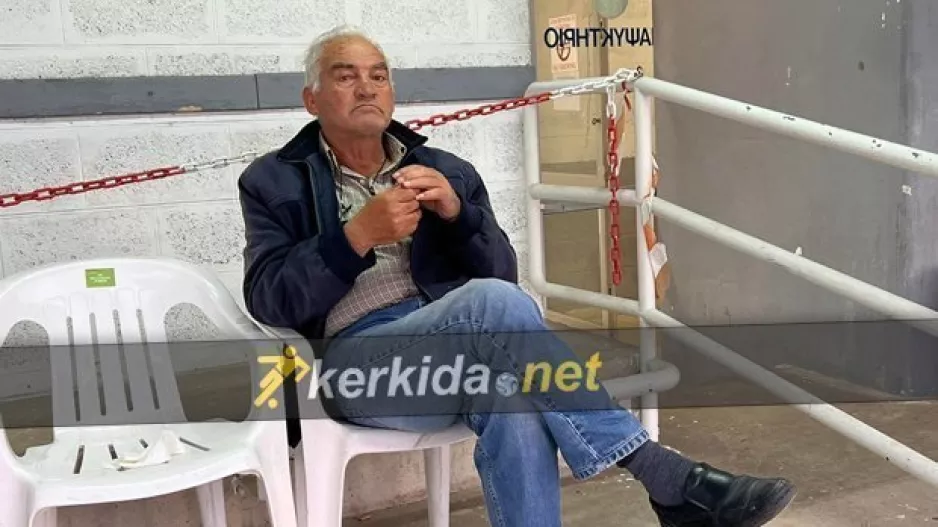 Ο Καϊάφας εκεί για τον εγγονό!
