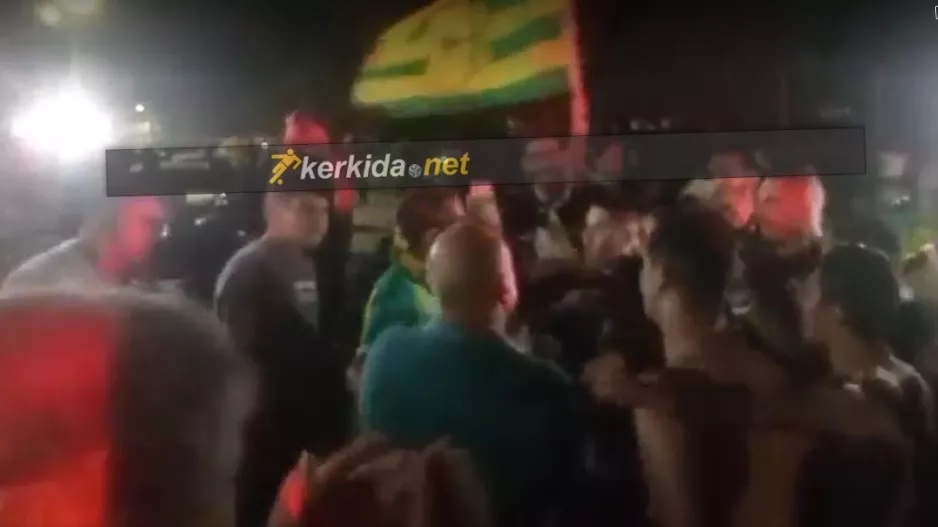 ΒΙΝΤΕΟ/ΑΕΚτζήδες σε Καραπατάκη: "Μείνε για πάντα!"