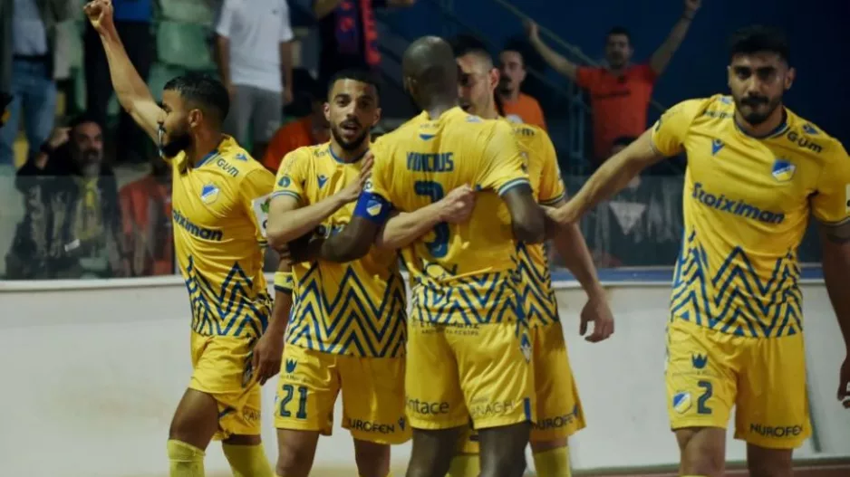 ΑΠΟΕΛ (matchday)