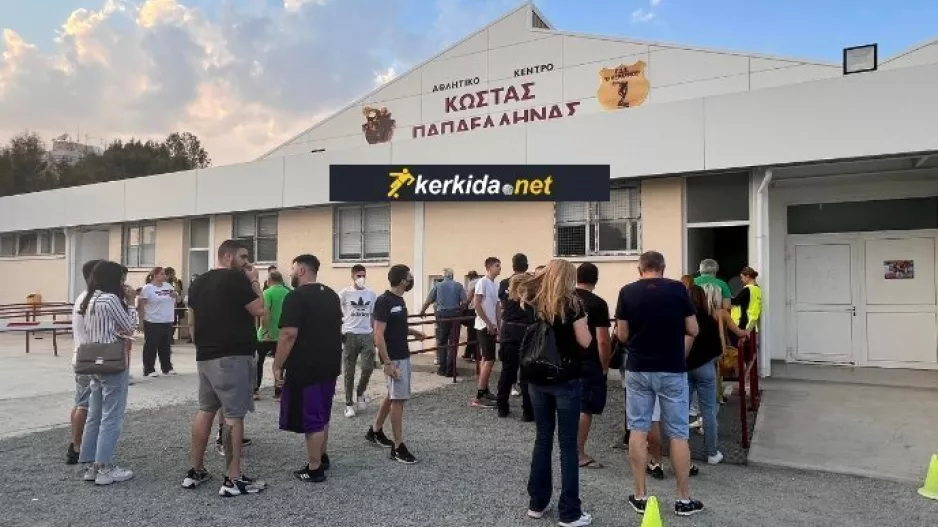ΕΤΟΙΜΟΙ για τον 2ο τελικό! (φώτος kerkida)
