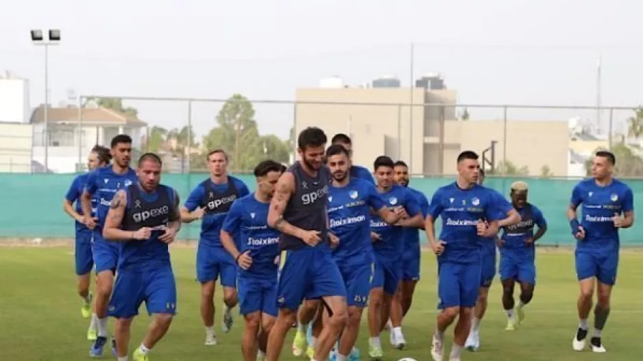 "Φουλάρουν" για Ανόρθωση στον Αρχάγγελο