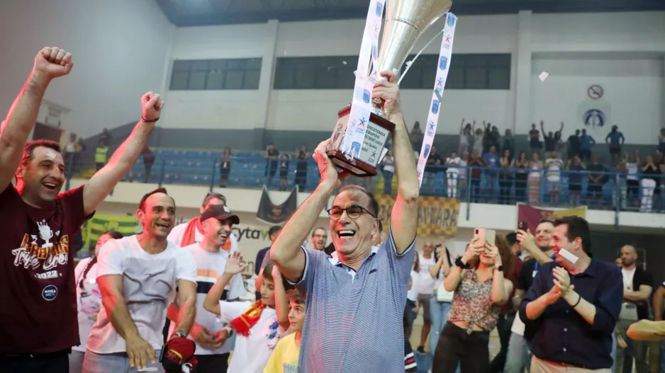 Νταμπλούχος... Παπαέλληνας!
