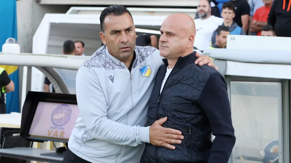 Η αγκαλιά - καλωσόρισμα του Σωφρόνη στον Τιμούρ