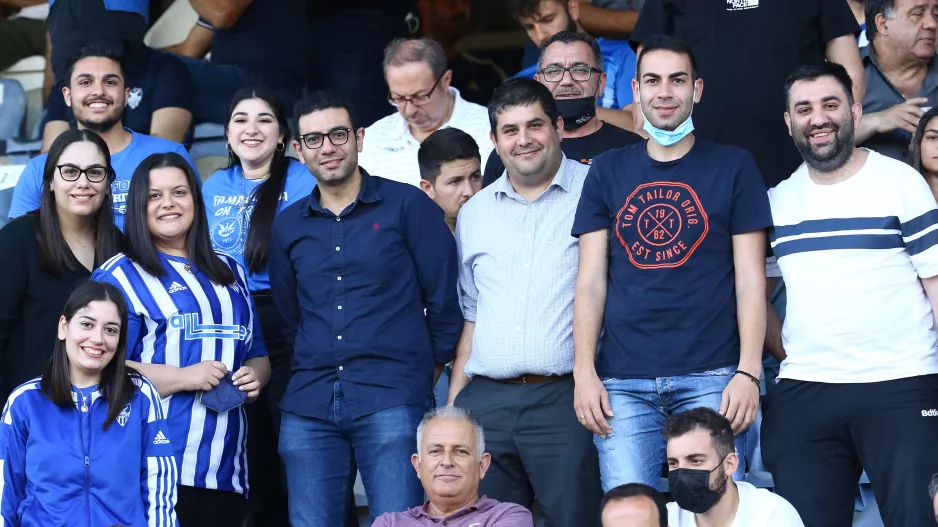 Τους πήραν σπίτι