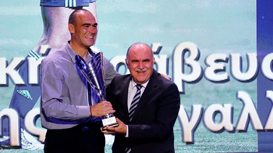 Ομίλους στο νέο γήπεδο!