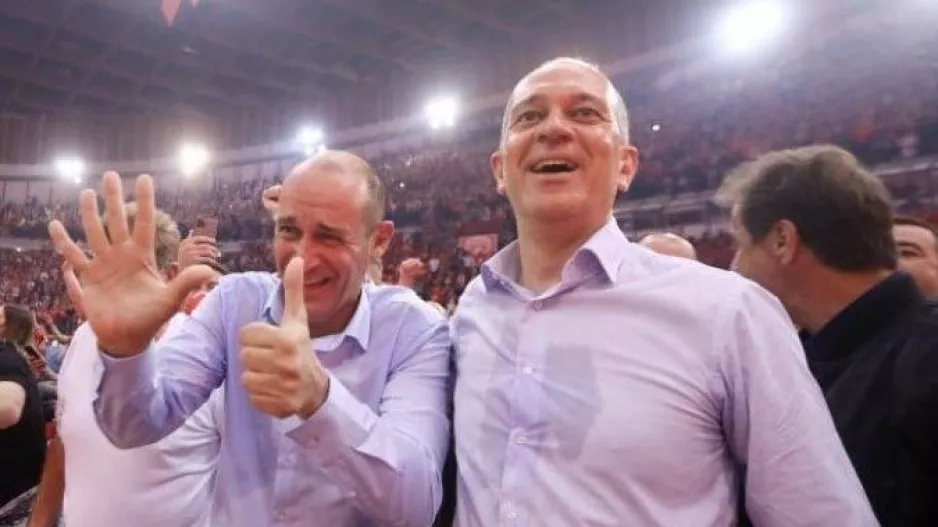 Στο Βελιγράδι οι αδερφοί Αγγελόπουλοι - Παρακολούθησαν την πρωινή προπόνηση