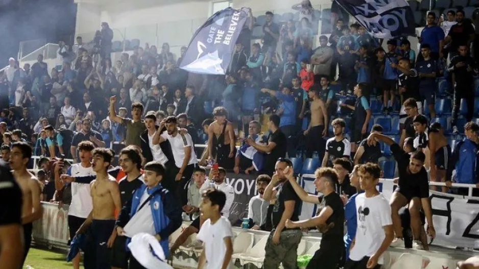 Ανάρτηση Εθνικού: "Η ιστορία δεν γράφτηκε ποτέ από το σπίτι..."