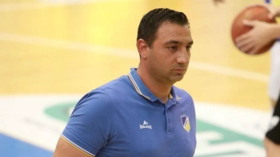 Τέλος από το ΑΠΟΕΛ...