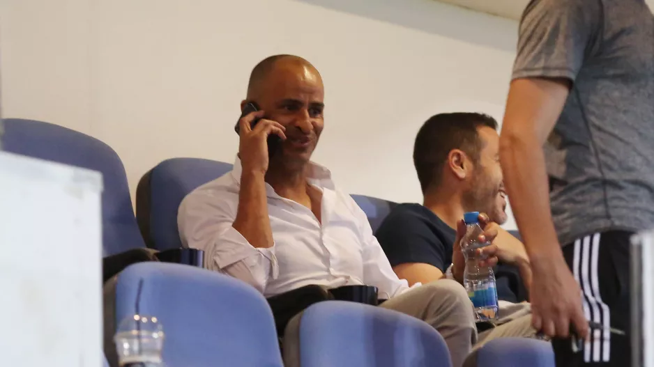 Στο τηλέφωνο ο Σίλας (φώτος)