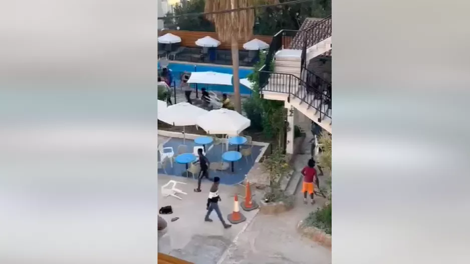 Χαμός - επεισόδια μεταξύ αλλοδαπών στον χώρο φιλοξενίας στην Πάφο (βίντεο)