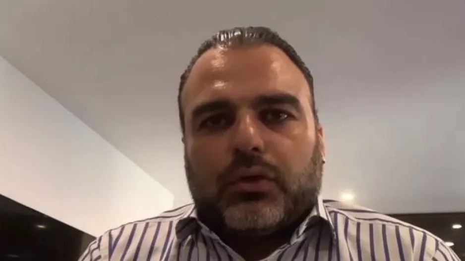 Ξ. Χαραλάμπους: "Έχουν γίνει γκρίζα τα μαλλιά μας. Από το 2006, τότε 24χρονών σήμερα 40!"