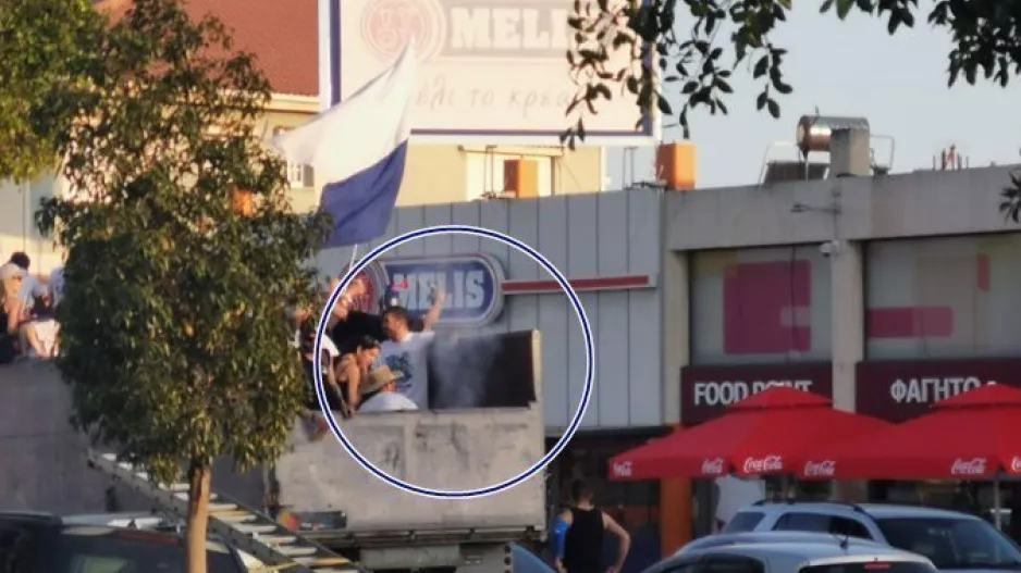 Με φουκού στο φορτηγό οι Απολλωνίστες! (φώτος/βίντεο)