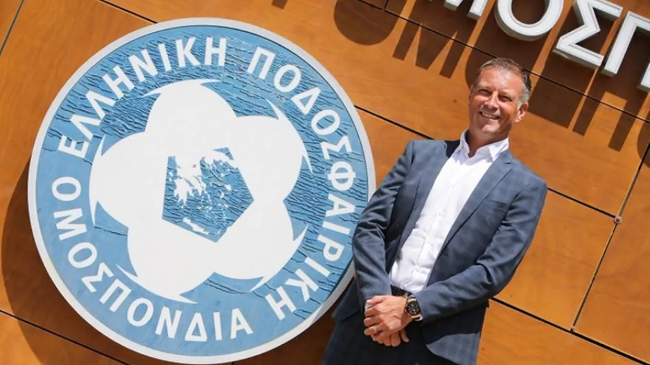 Οριστικά για άλλον ένα χρόνο αρχιδιαιτητής ο Κλάτενμπεργκ!